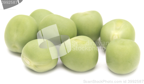 Image of green peas on white