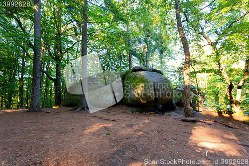 Image of rock formation Devil Ass, Czech Canada