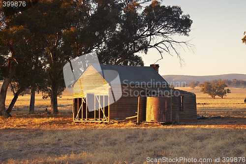 Image of old forgotten building