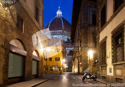 Image of Florence and cathedral