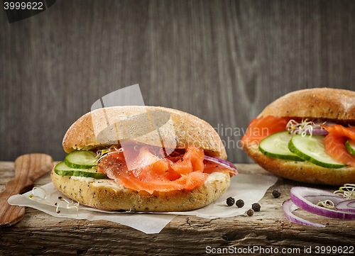 Image of sandwich with smoked salmon and cucumber