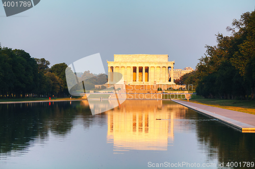 Image of Abraham Lincoln memorial in Washington, DC