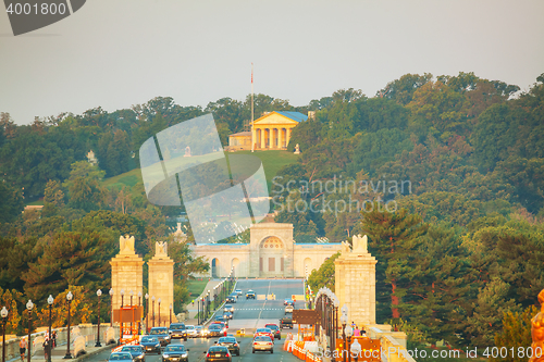 Image of Washington, DC cityscape with Arlington National Cemetery