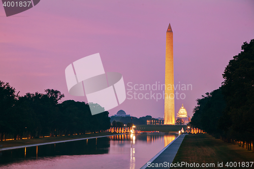 Image of Washington Memorial monument in Washington, DC