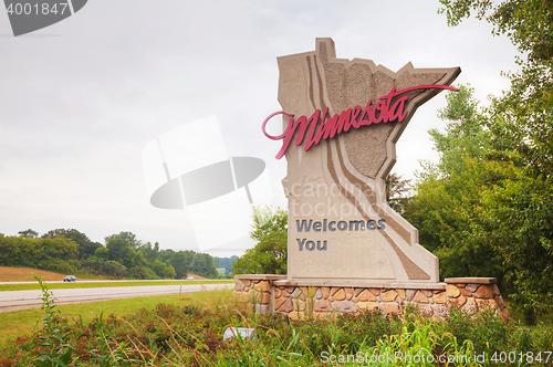 Image of Minnesota welcomes you sign