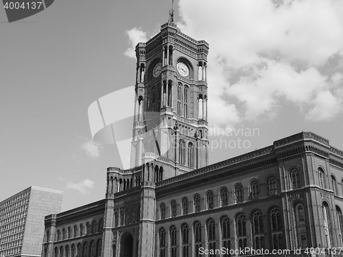 Image of Rotes Rathaus in Berlin in black and white