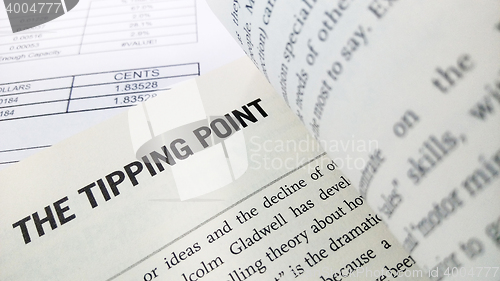 Image of Tipping point word on the book 