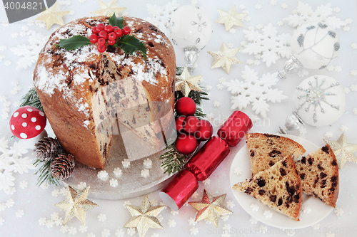 Image of Chocolate Pantettone Christmas Cake