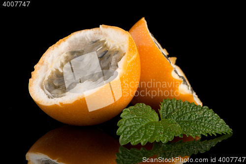 Image of Passion fruit maracuja granadilla