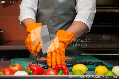 Image of cutting salmon fish