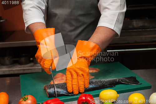 Image of cutting salmon fish