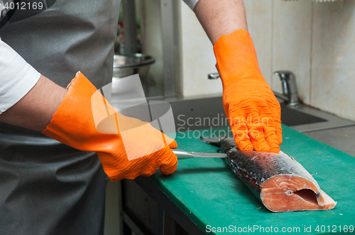 Image of cutting salmon fish