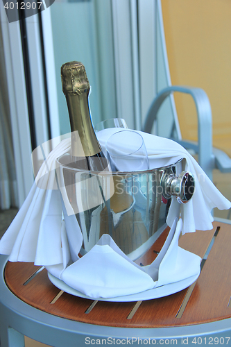 Image of Bottle of champagne