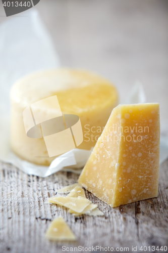 Image of various kinds of cheese