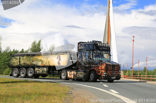 Image of Scania T580 Resident Evil and Bridge