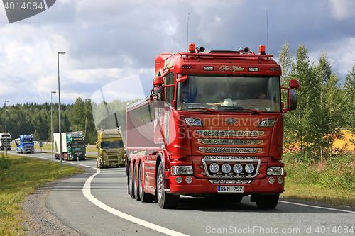 Image of Interchangeable Scania R560 Truck The Stallion in Convoy