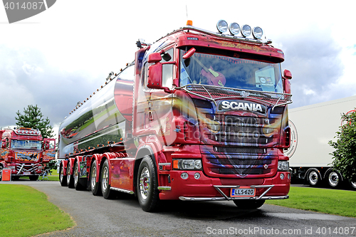 Image of Shiny Magenta Scania Semi R500 Tank Truck 