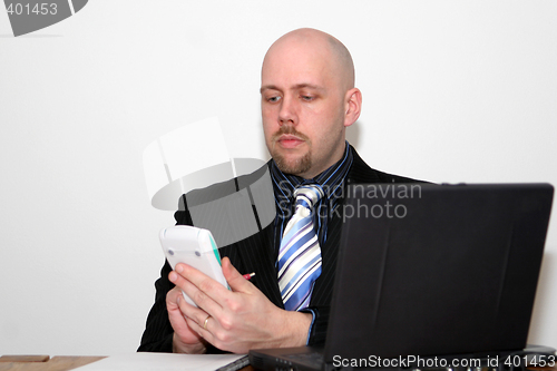 Image of businessman-calculating