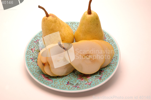 Image of ripe bartlett pears full