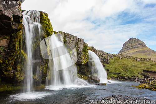 Image of Kirkjufellsfoss waterfall near the Kirkjufell mountain