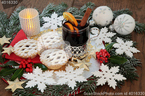 Image of Christmas Mince Pies and Mulled Wine
