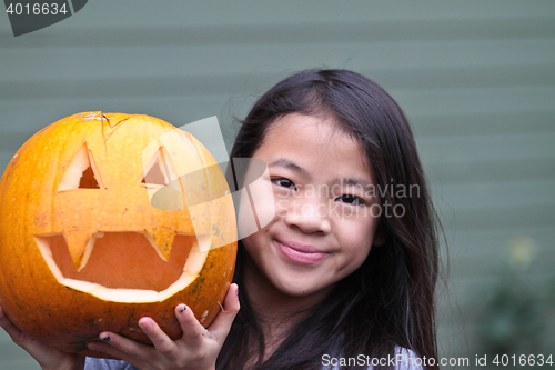 Image of Pumpking girl