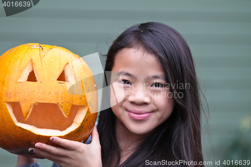 Image of Pumpking girl