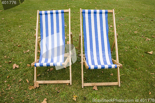 Image of Two chairs in the park