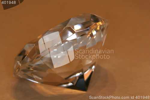 Image of clearcut diamond