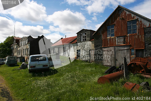 Image of desolate farm