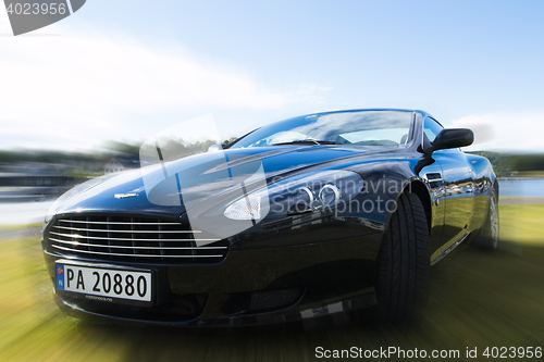 Image of Aston Martin DB9