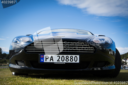 Image of Aston Martin DB9