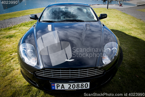 Image of Aston Martin DB9