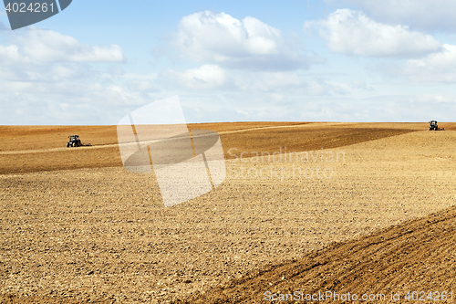 Image of tractor in the field