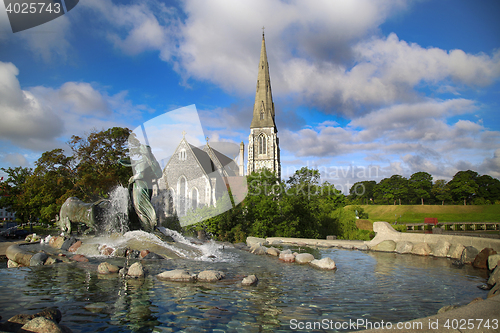 Image of St. Alban\'s church (Den engelske kirke) and fountain in Copenhag