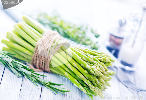 Image of raw asparagus