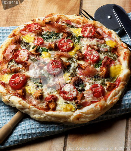 Image of Delicious Mushrooms Pizza