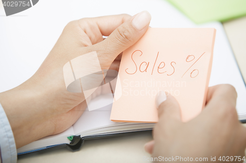 Image of Sale text on adhesive note