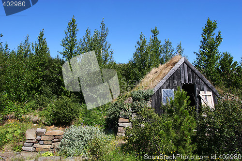 Image of mountain cabin