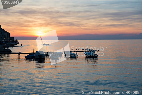 Image of Scenic view of beautiful sunset above the sea