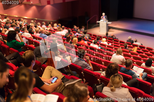 Image of Audience in the lecture hall.