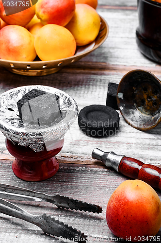 Image of Shisha with fruity aroma