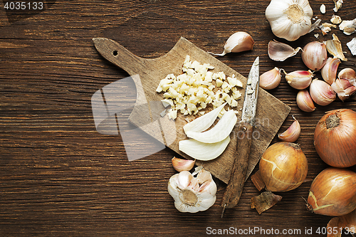 Image of Garlic and onions