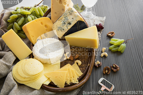 Image of Various types of cheese set