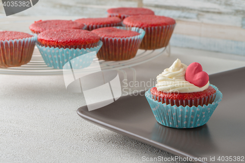 Image of  Cupcakes with red heart