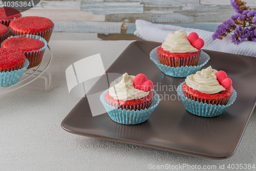 Image of  Cupcakes with red heart