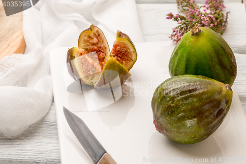 Image of Figs and honey