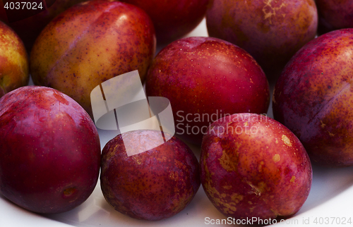Image of plums