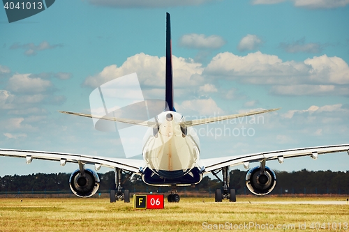 Image of Traffic at the airport