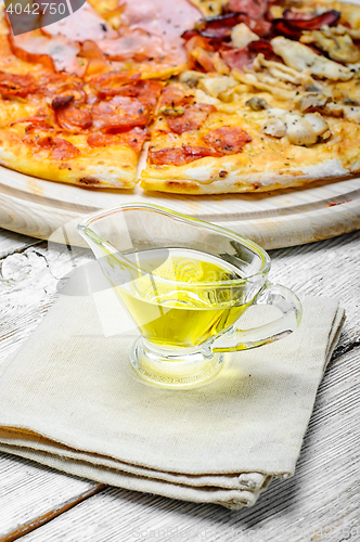 Image of Olive oil for pizza